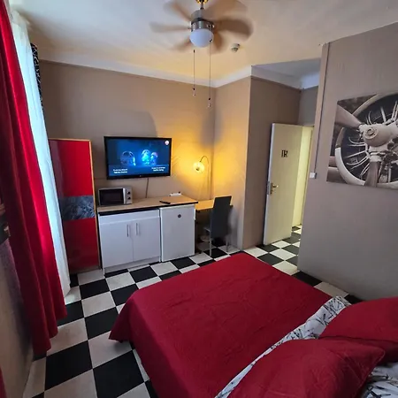 Hotel Des Allees Marseille Room photo