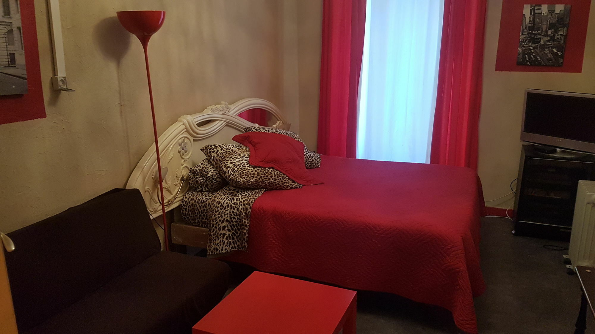 Des Allees Hotel